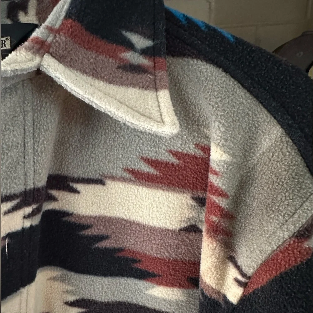 Aztec Pattern Shirt Jacket - Picture 3 of 4